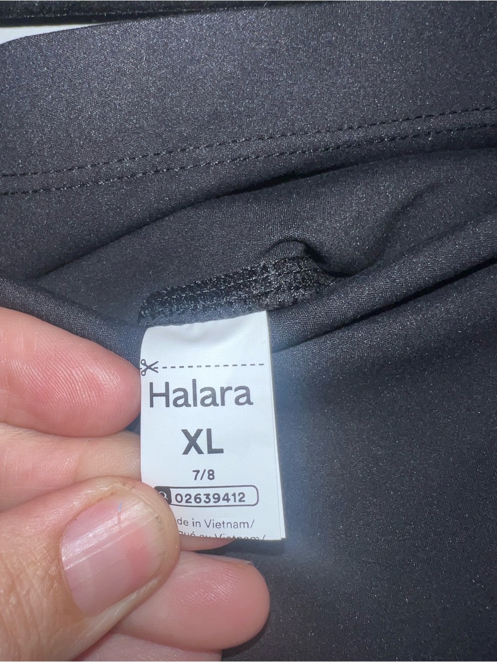 HALARA Black High-Waist 7/8 Leggings - Picture 2 of 3